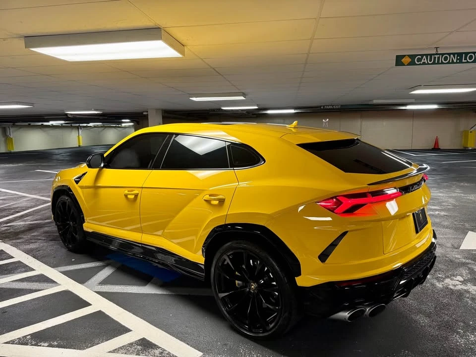 2022 Lamborghini Urus - Image 5 of 19