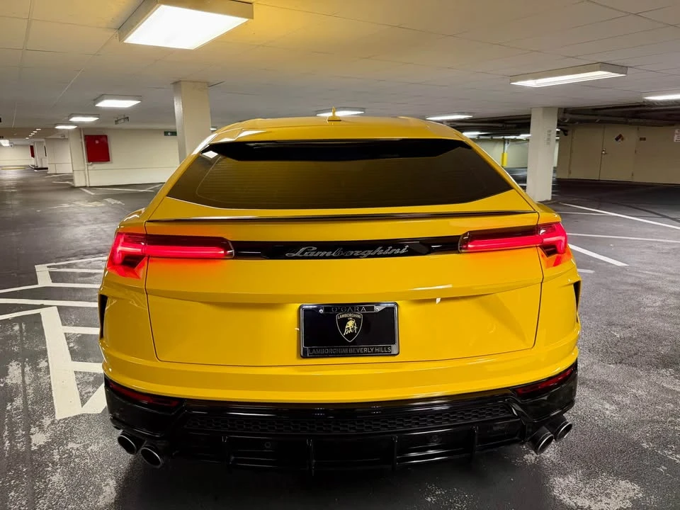 2022 Lamborghini Urus - Image 6 of 19