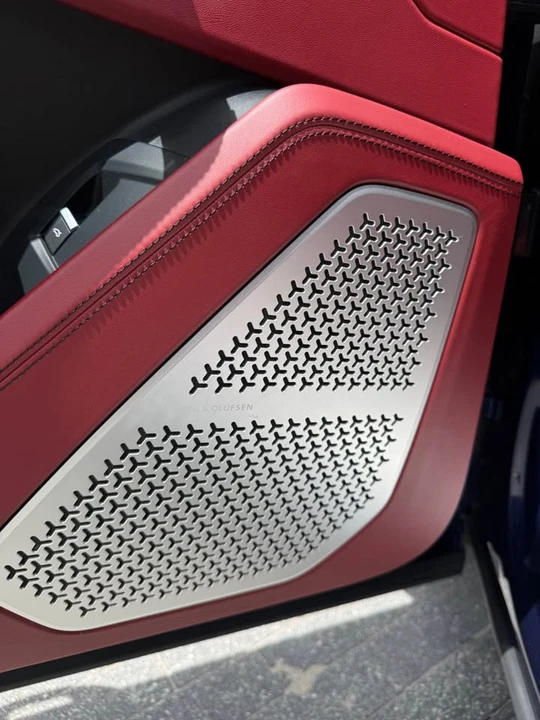 2022 Lamborghini Urus - Image 14 of 20