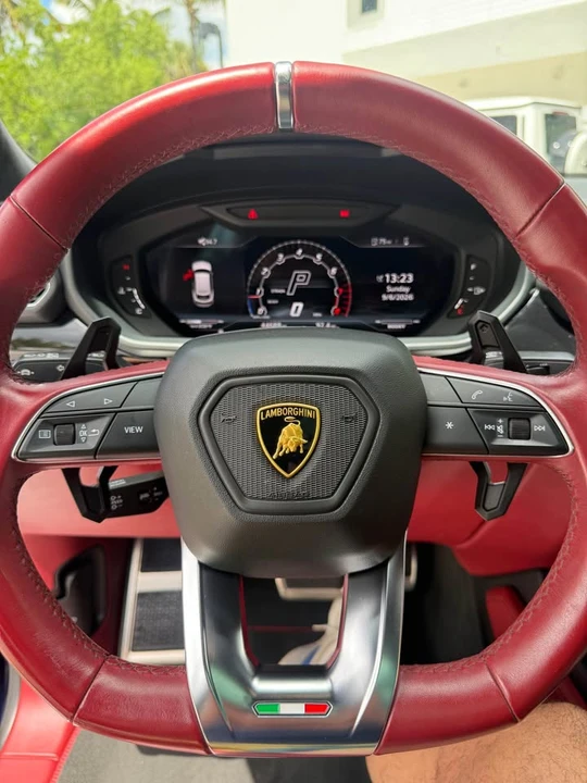 2022 Lamborghini Urus - Image 8 of 20