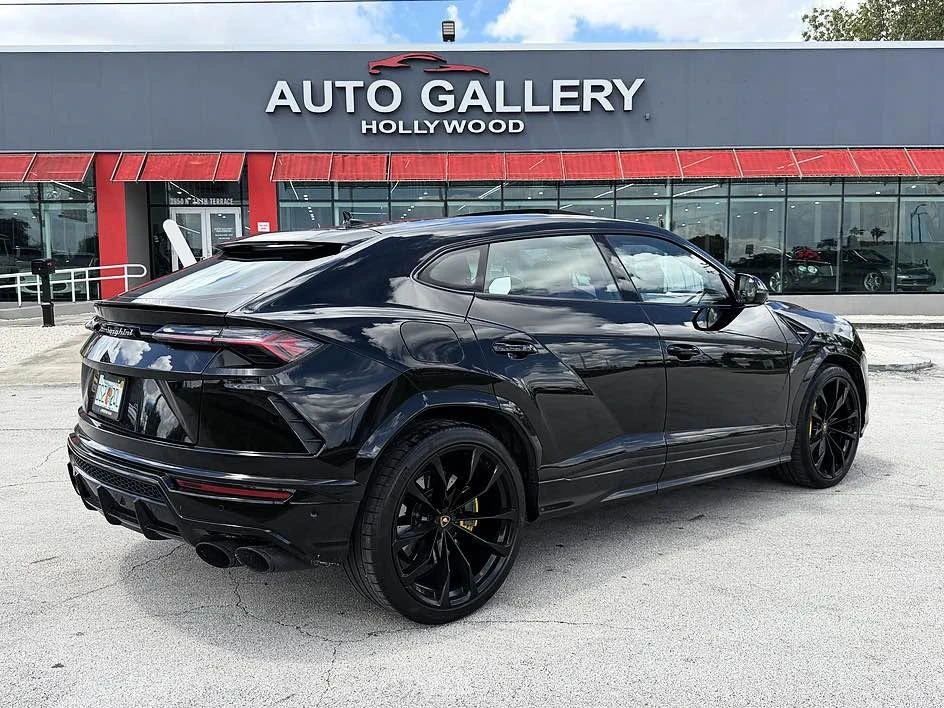 2022 Lamborghini Urus - Image 4 of 9