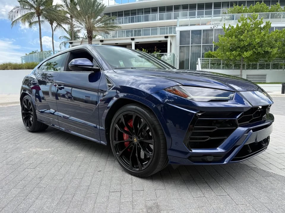 2022 Lamborghini Urus - Image 15 of 20