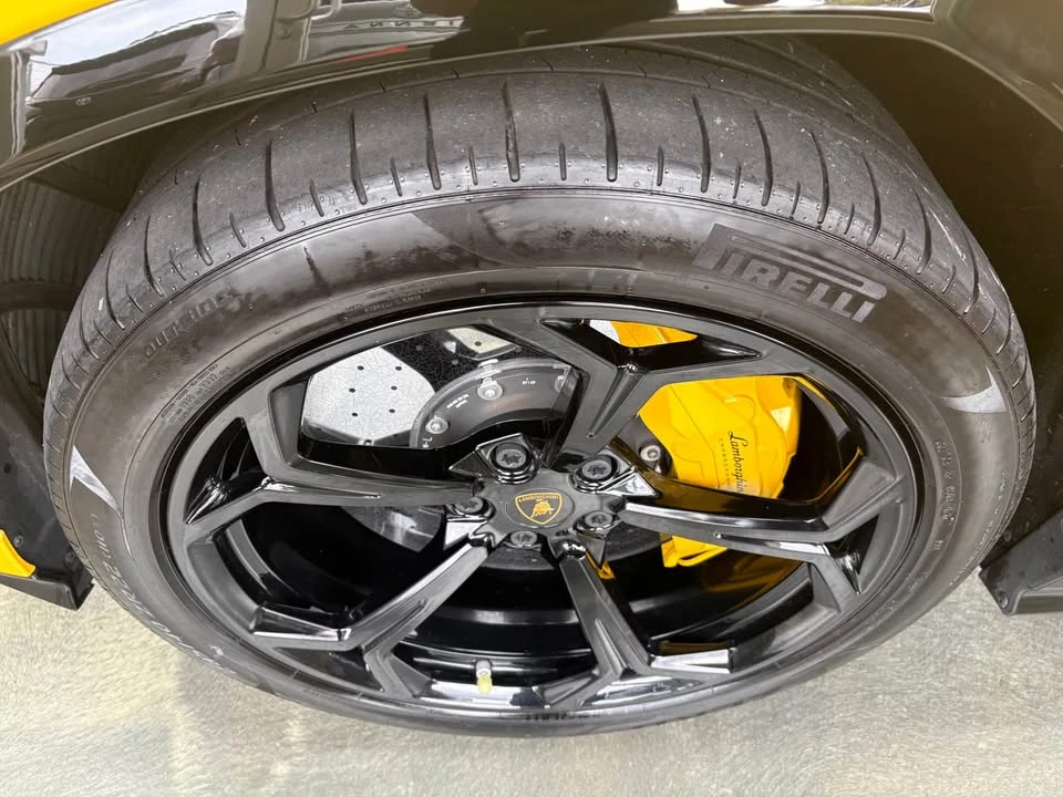 2022 Lamborghini Urus - Image 20 of 20