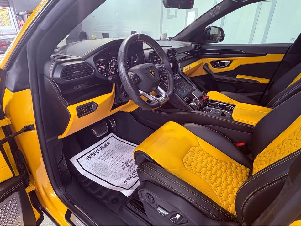 2022 Lamborghini Urus - Image 11 of 20