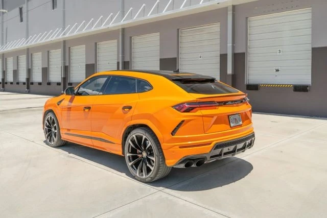 2022 Lamborghini Urus - Image 3 of 21
