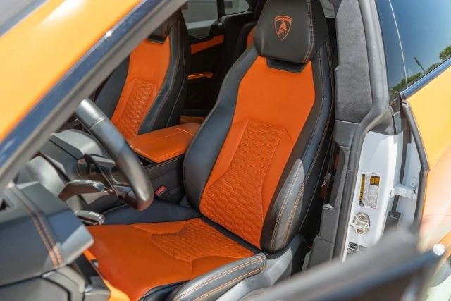 2022 Lamborghini Urus - Image 11 of 21