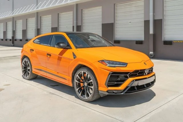 2022 Lamborghini Urus - Image 7 of 21