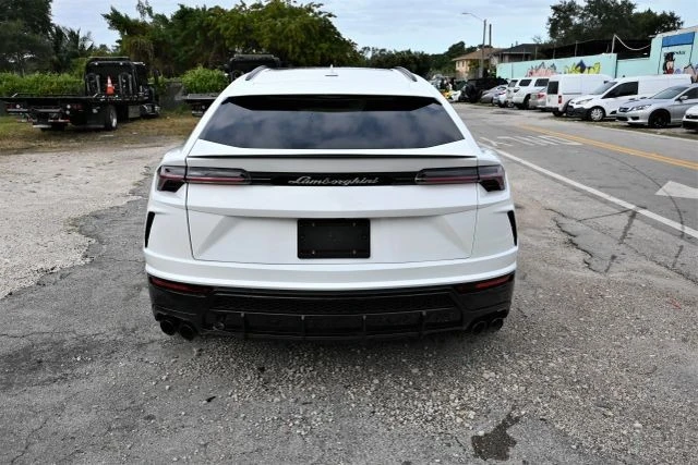 2022 Lamborghini Urus - Image 5 of 21
