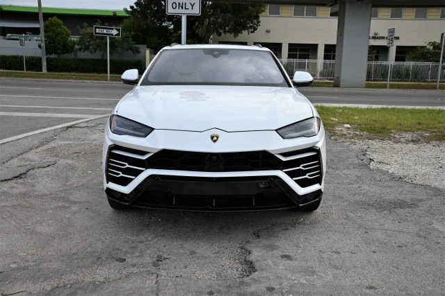 2022 Lamborghini Urus - Image 2 of 21