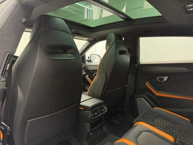 2022 Lamborghini Urus - Image 13 of 31