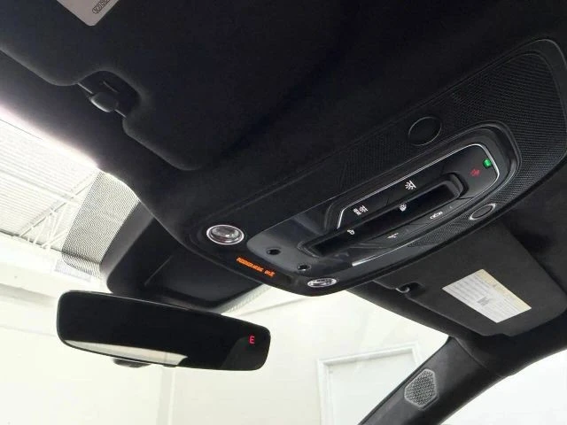 2022 Lamborghini Urus - Image 25 of 31
