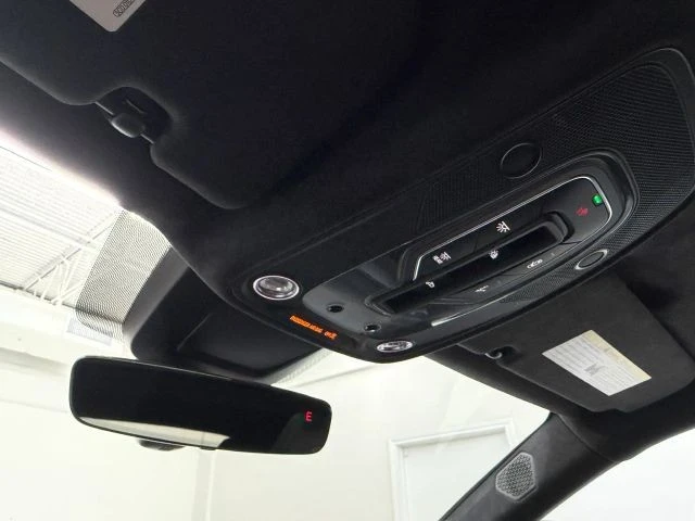 2022 Lamborghini Urus - Image 25 of 31