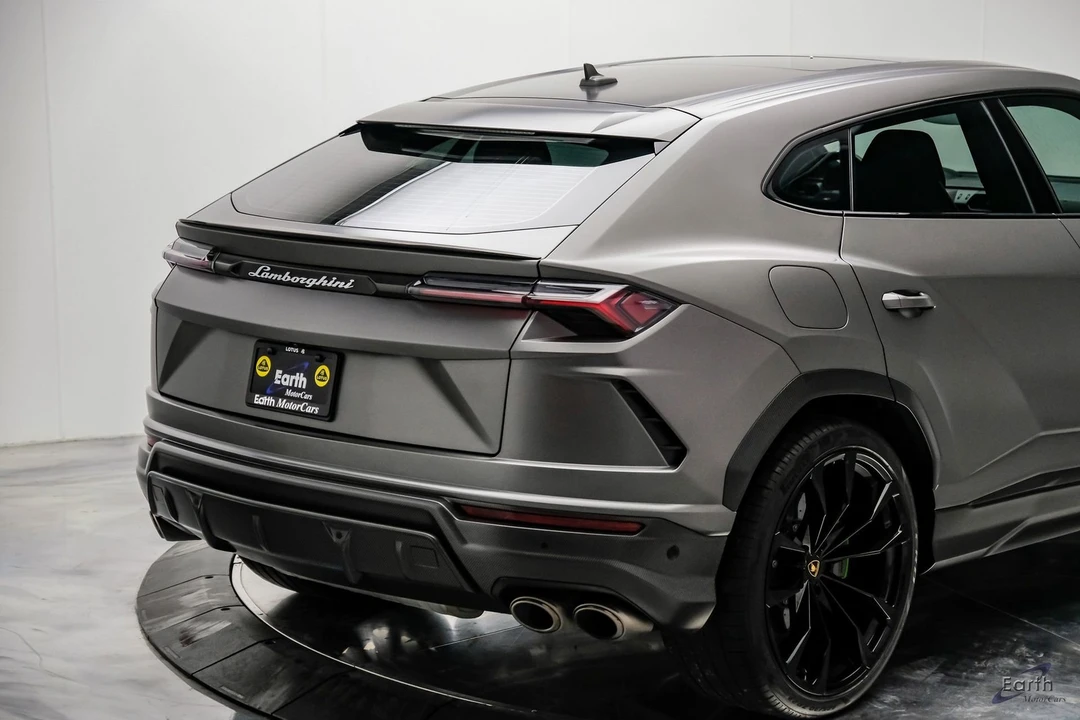 2022 Lamborghini Urus - Image 21 of 31