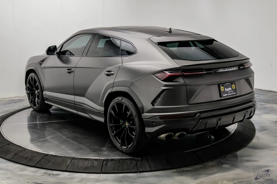 2022 Lamborghini Urus - Image 14 of 31