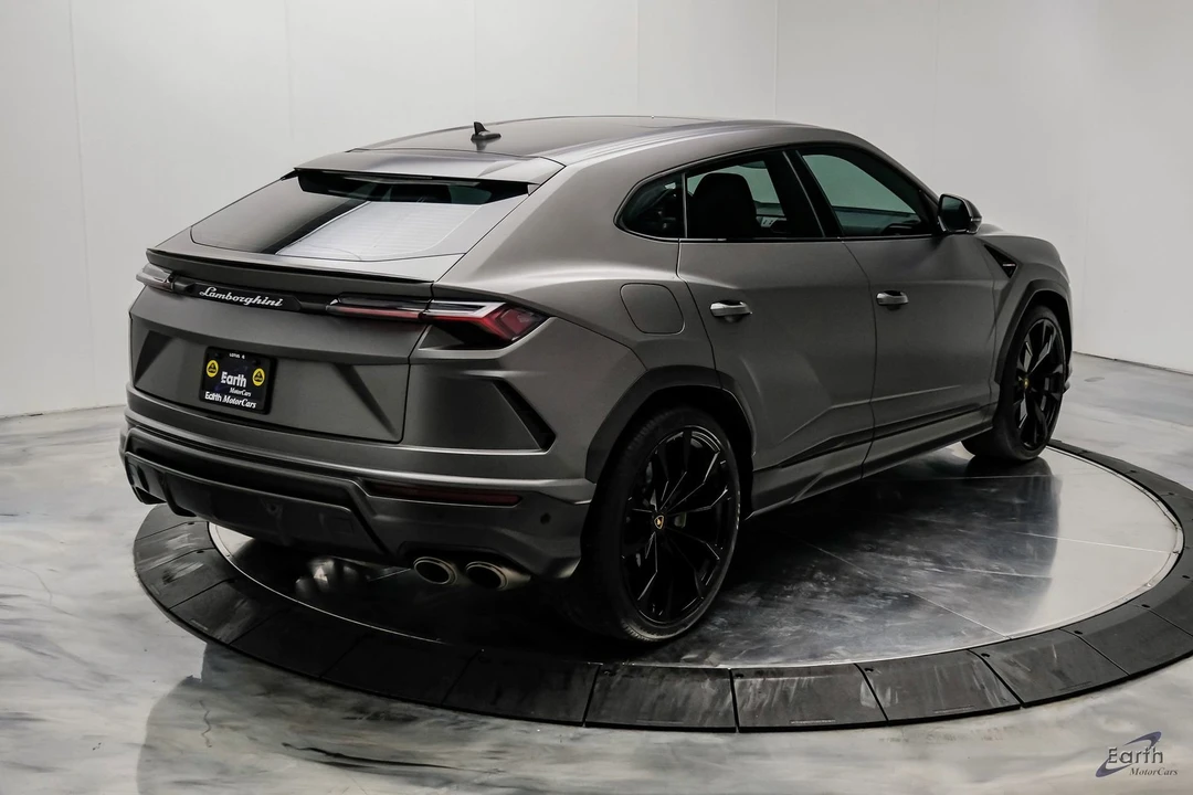 2022 Lamborghini Urus - Image 20 of 31