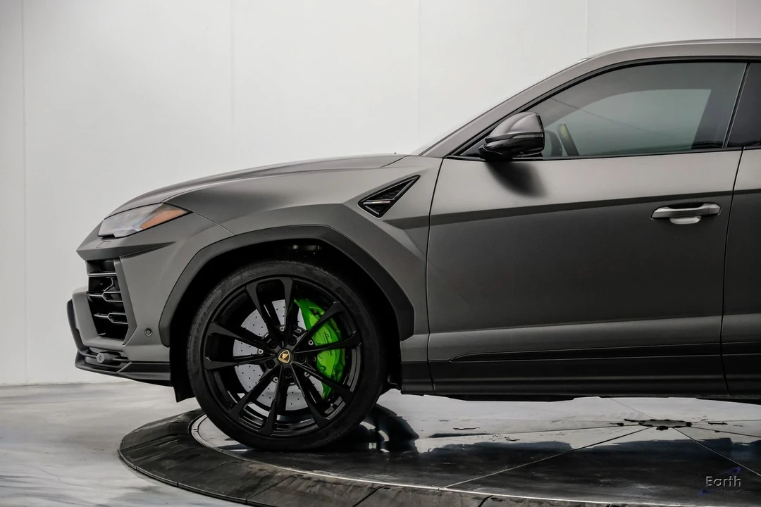 2022 Lamborghini Urus - Image 10 of 31
