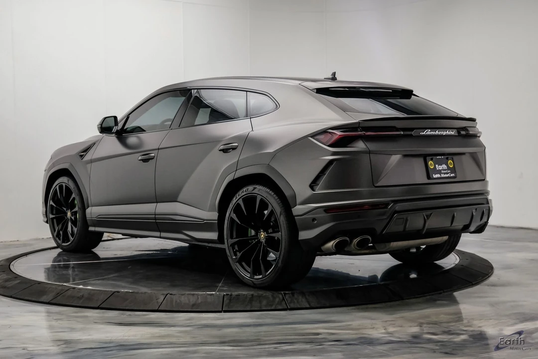 2022 Lamborghini Urus - Image 12 of 31