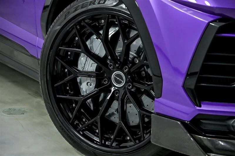 2022 Lamborghini Urus - Image 4 of 12
