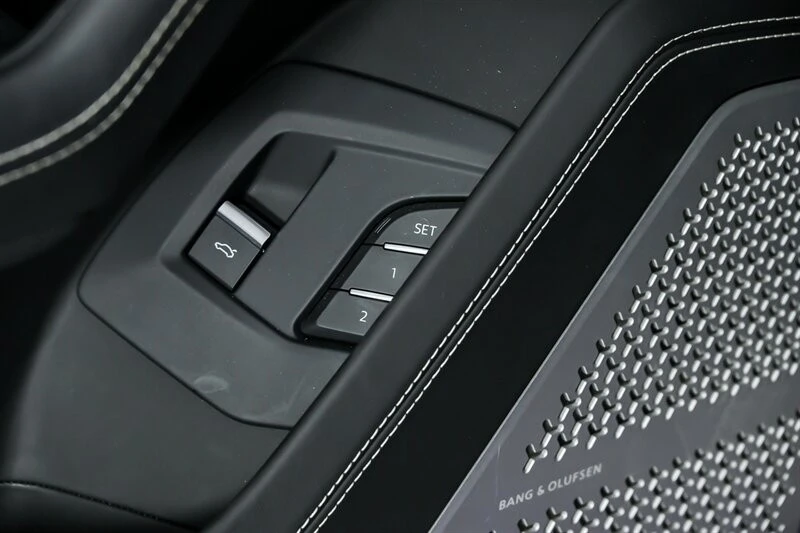 2022 Lamborghini Urus - Image 19 of 21