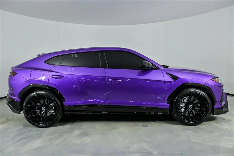 2022 Lamborghini Urus - Image 14 of 21