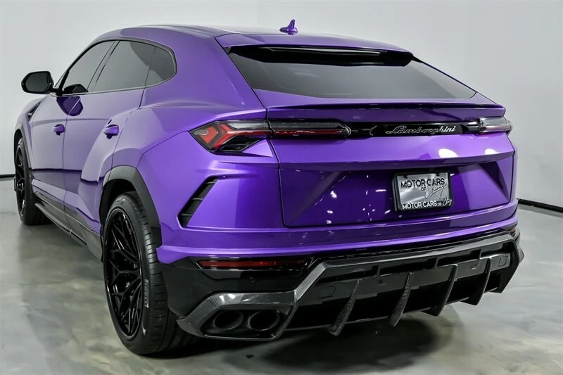 2022 Lamborghini Urus - Image 10 of 21