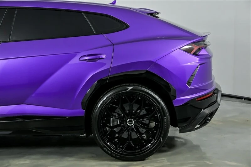 2022 Lamborghini Urus - Image 9 of 21