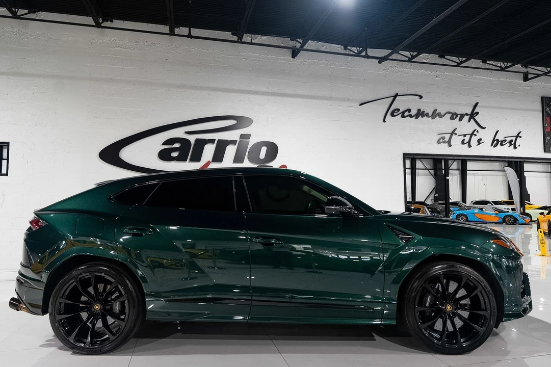 2022 Lamborghini Urus - Image 8 of 31