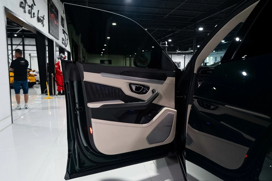 2022 Lamborghini Urus - Image 30 of 31