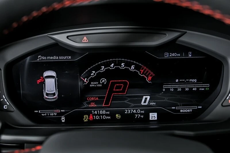 2022 Lamborghini Urus - Image 29 of 31