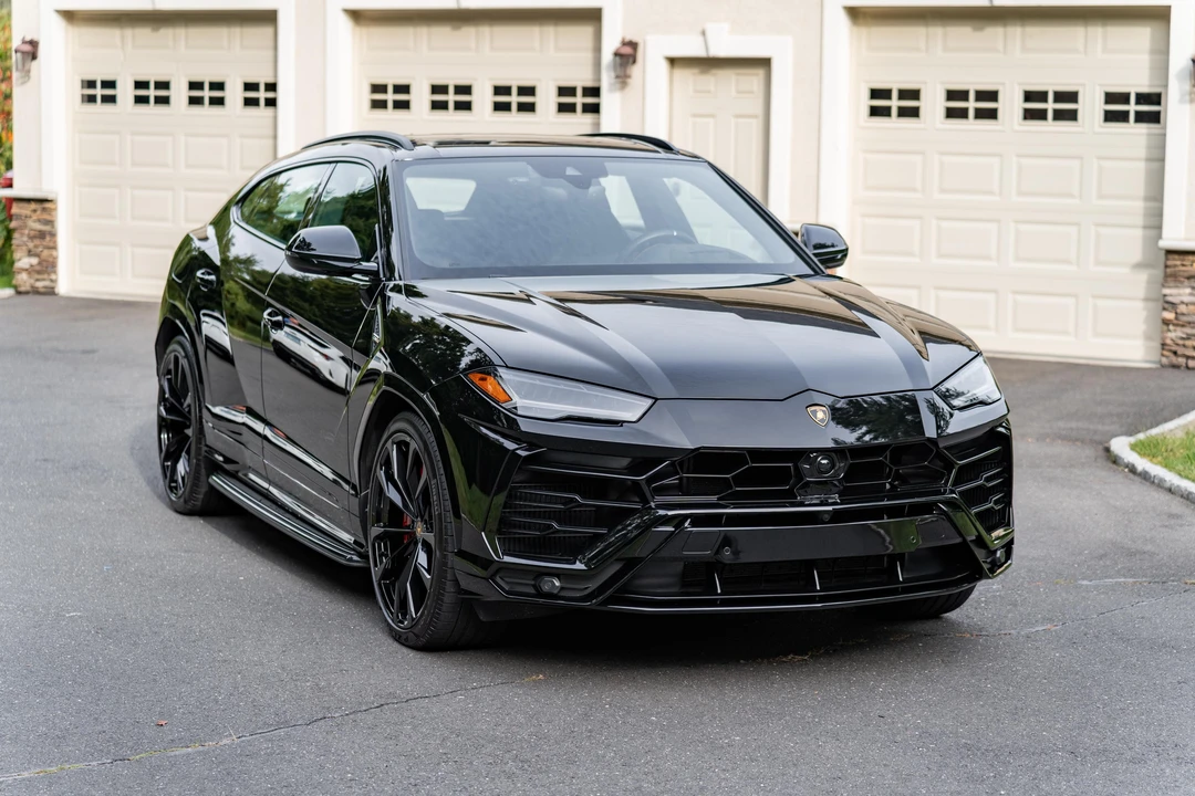2022 Lamborghini Urus - Image 14 of 31