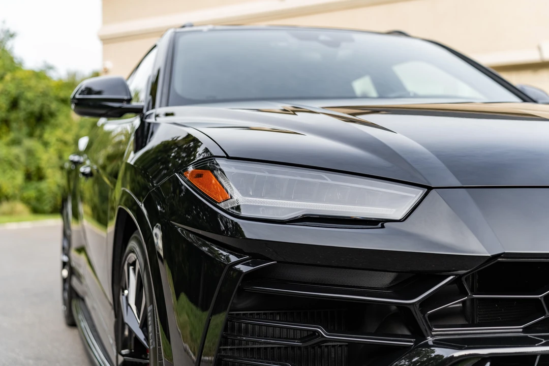 2022 Lamborghini Urus - Image 18 of 31