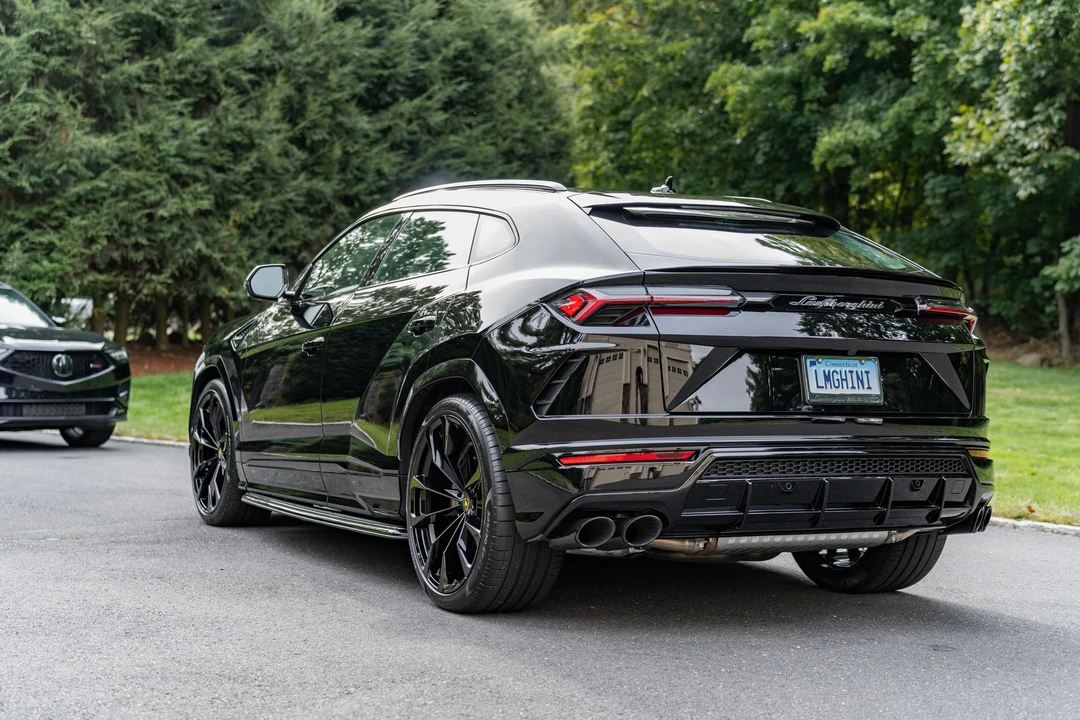 2022 Lamborghini Urus - Image 9 of 31