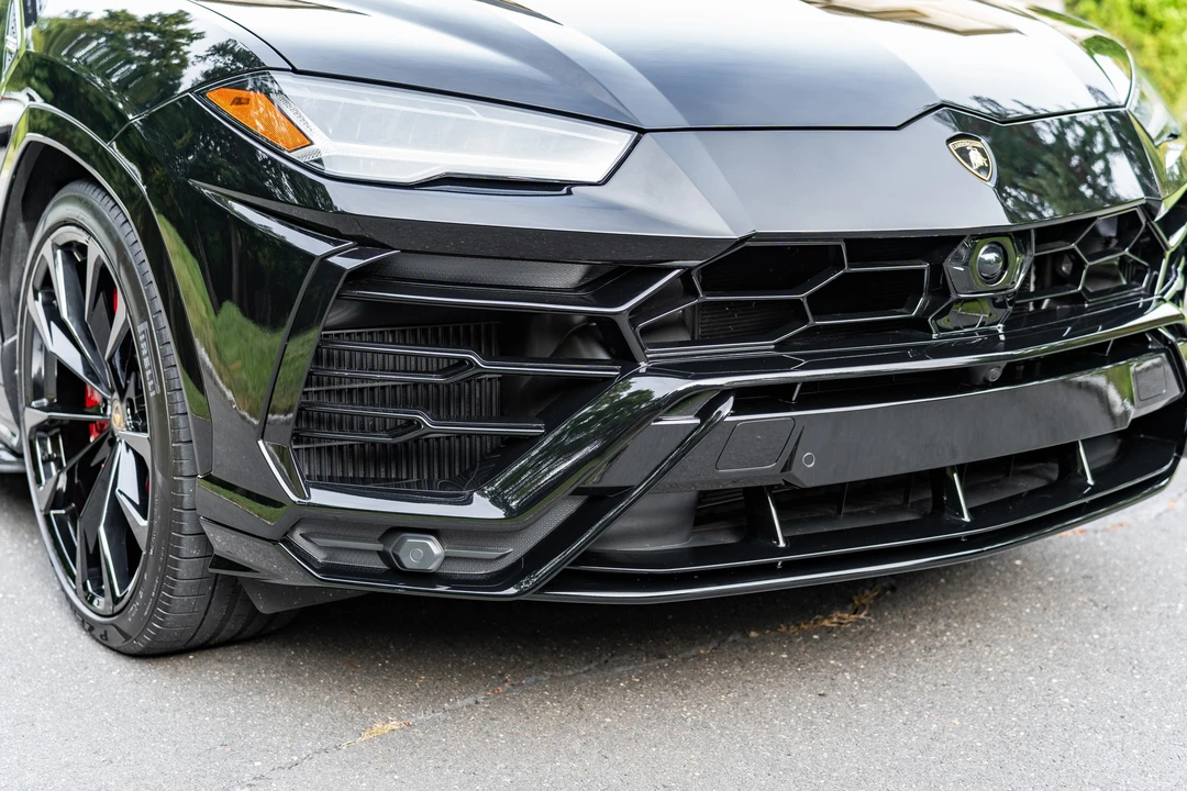2022 Lamborghini Urus - Image 19 of 31