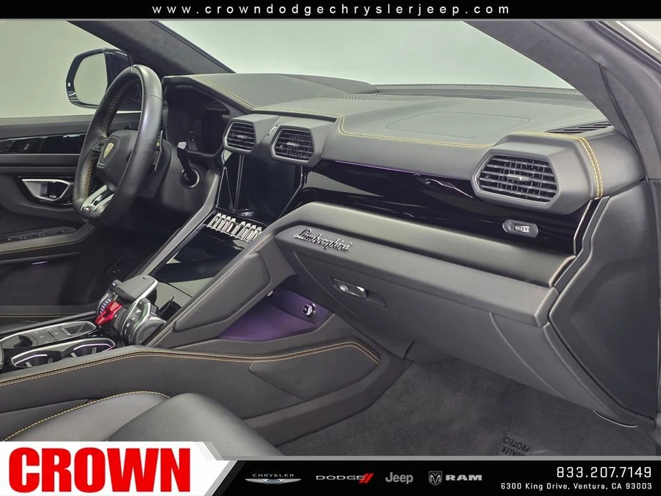 2022 Lamborghini Urus - Image 17 of 31