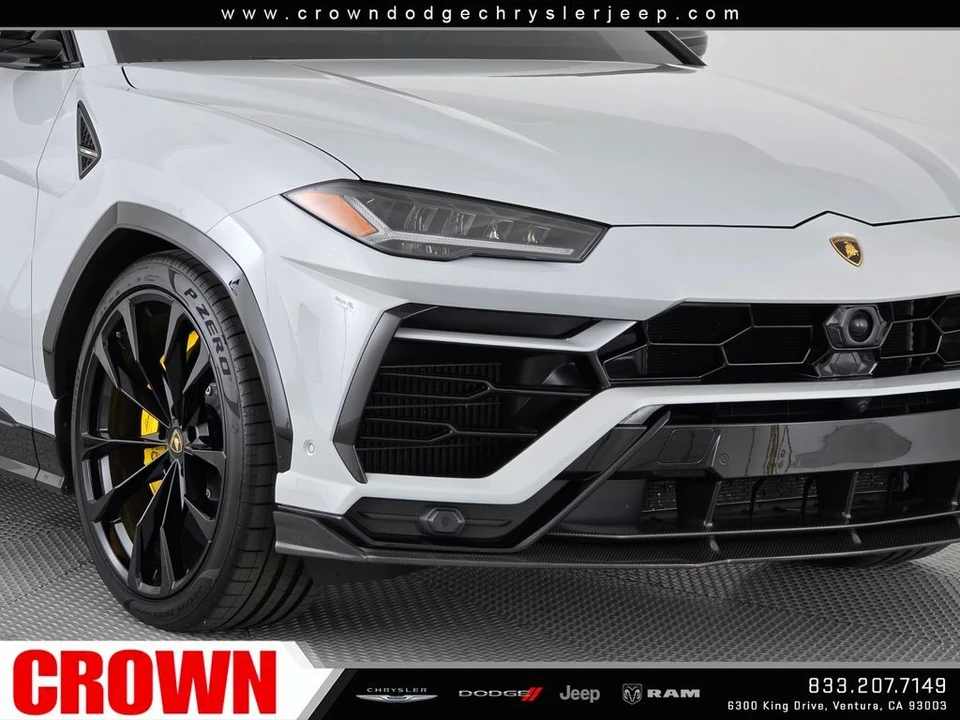 2022 Lamborghini Urus - Image 10 of 31