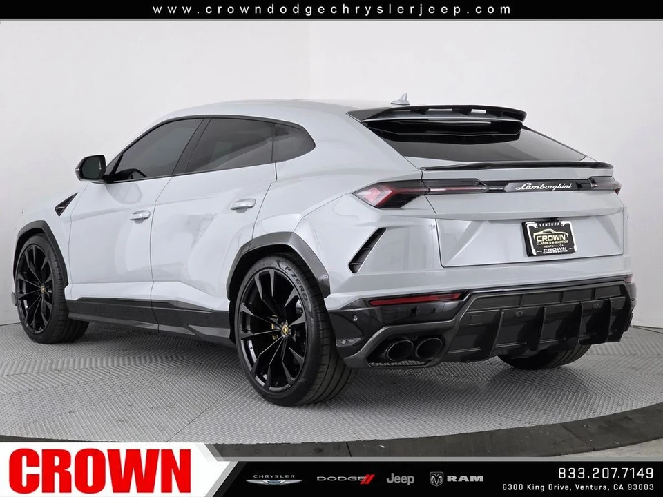 2022 Lamborghini Urus - Image 5 of 31