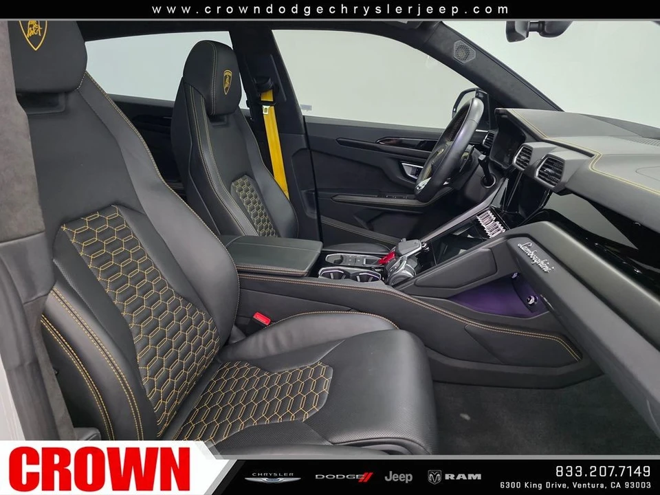 2022 Lamborghini Urus - Image 16 of 31