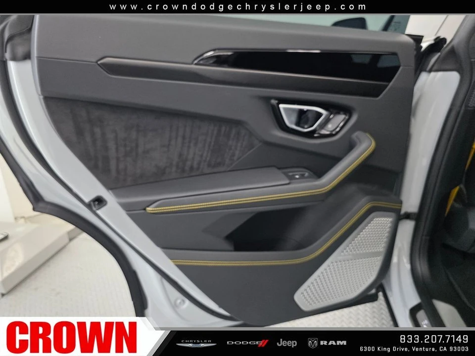 2022 Lamborghini Urus - Image 31 of 31