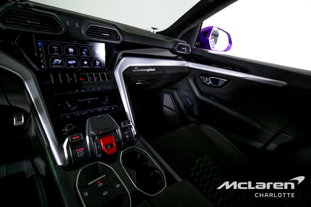 2022 Lamborghini Urus - Image 15 of 21