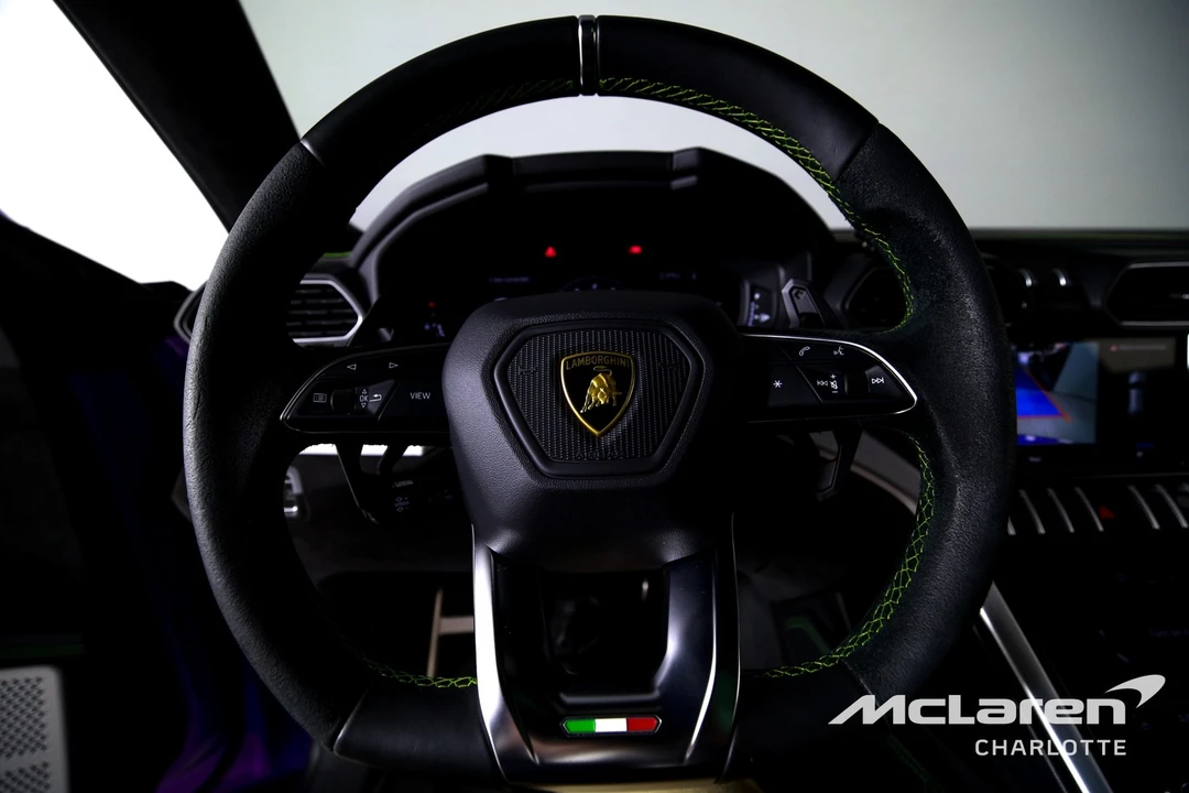 2022 Lamborghini Urus - Image 14 of 21