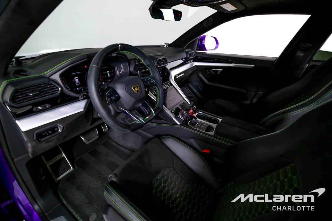 2022 Lamborghini Urus - Image 12 of 21