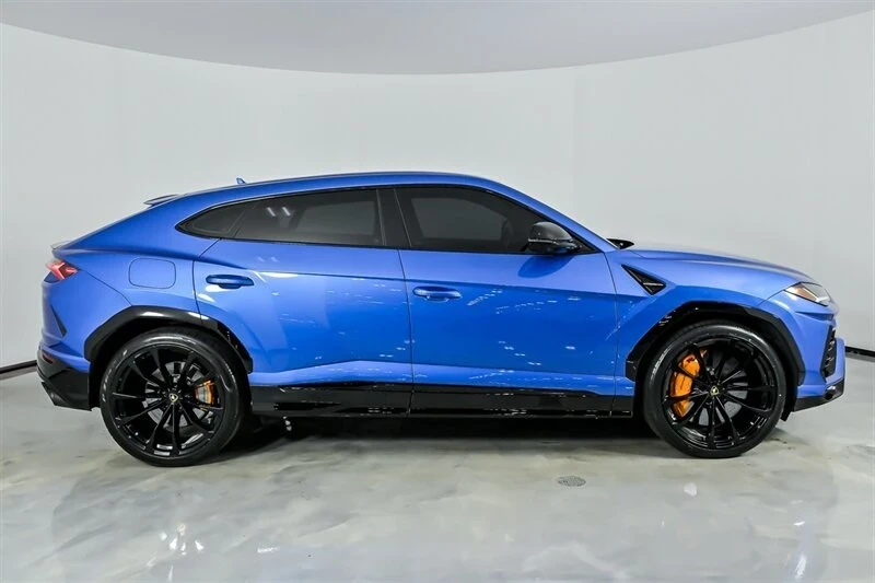 2022 Lamborghini Urus - Image 14 of 21