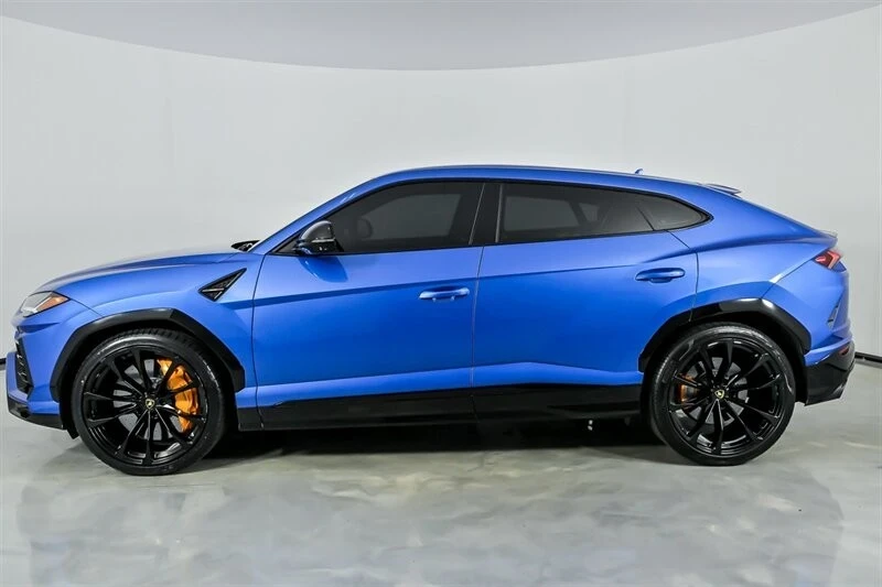 2022 Lamborghini Urus - Image 8 of 12