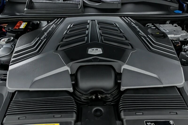 2022 Lamborghini Urus - Image 17 of 21