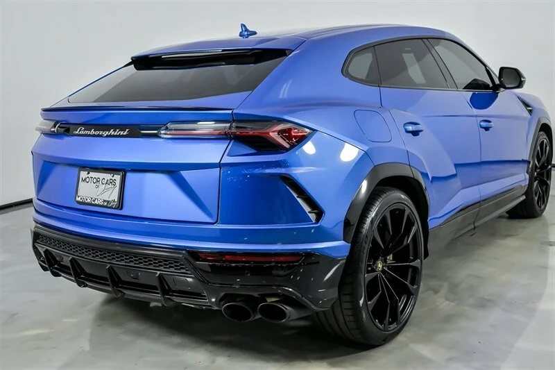 2022 Lamborghini Urus - Image 12 of 12