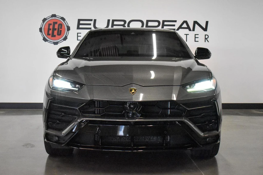 2022 Lamborghini Urus - Image 9 of 31