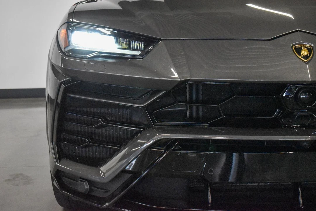 2022 Lamborghini Urus - Image 11 of 31