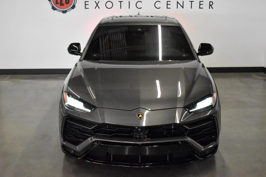 2022 Lamborghini Urus - Image 13 of 21