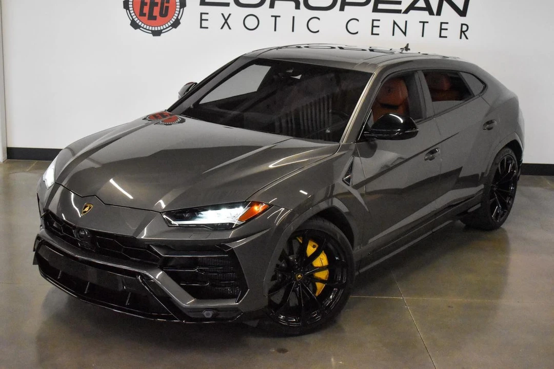 2022 Lamborghini Urus - Image 17 of 21