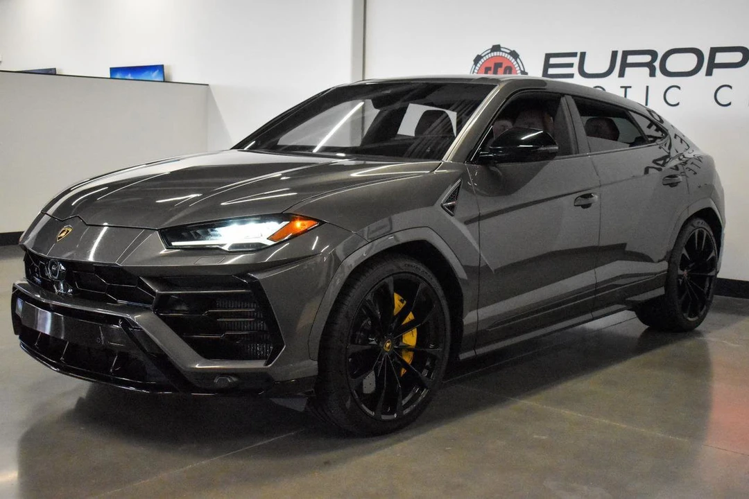 2022 Lamborghini Urus - Image 14 of 31